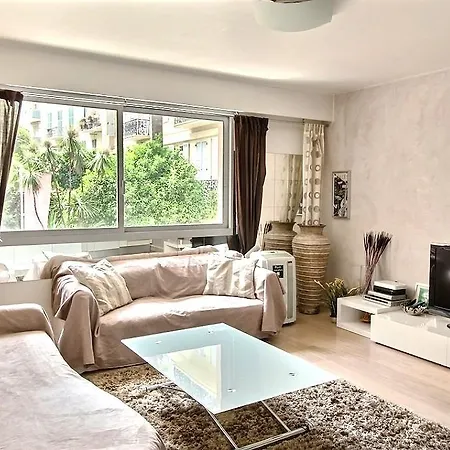 Apartman Standing A 50m De La Mer